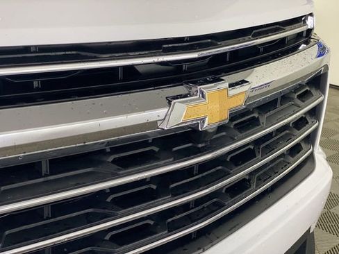 Certified 2025 Chevrolet Traverse LT image 36