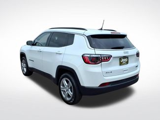 Used 2024 Jeep Compass Latitude w/ Altitude Special Edition AWD/4WD video 3