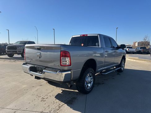 Used 2021 RAM 2500 Big Horn image 5