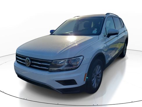 Used 2019 Volkswagen Tiguan SE image 3