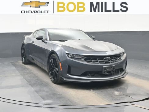 Used 2019 Chevrolet Camaro LT w/ 1LE Track Performance Package RWD image 1