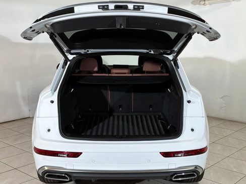 Used 2023 Audi Q5 2.0T Premium w/ Convenience Package image 23