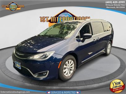 Used 2019 Chrysler Pacifica Touring-L