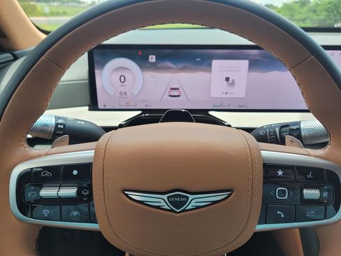 Used 2025 Genesis GV80 3.5T Prestige image 24