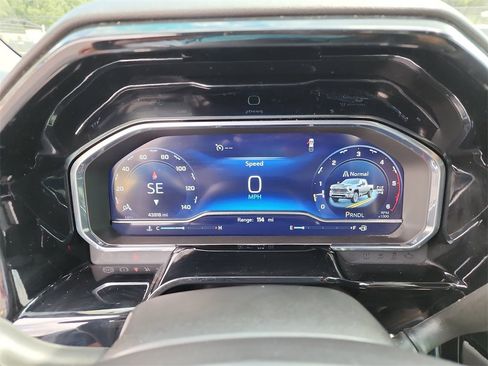 Used 2025 Chevrolet Silverado 3500 LT AWD/4WD image 30