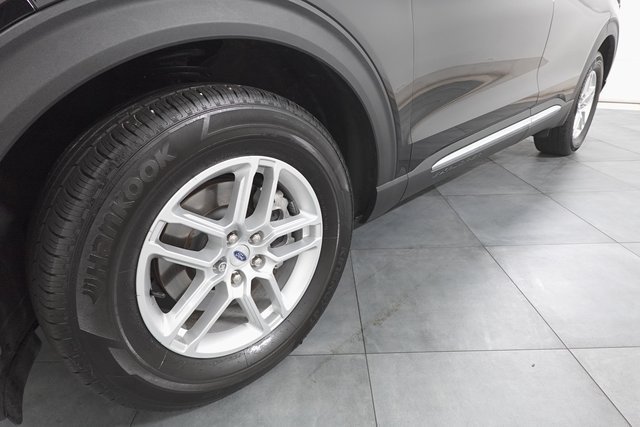 Used 2025 Ford Explorer Active RWD image 34