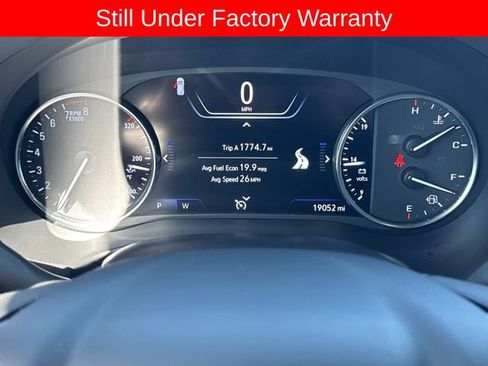 Used 2024 Buick Enclave Avenir AWD/4WD image 12