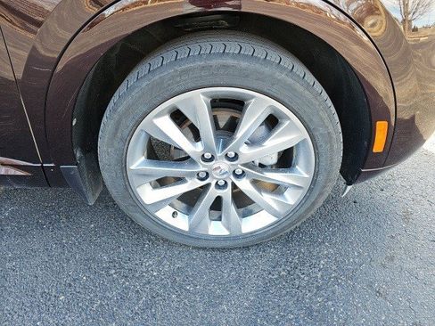 Used 2023 Buick Envision Avenir image 10