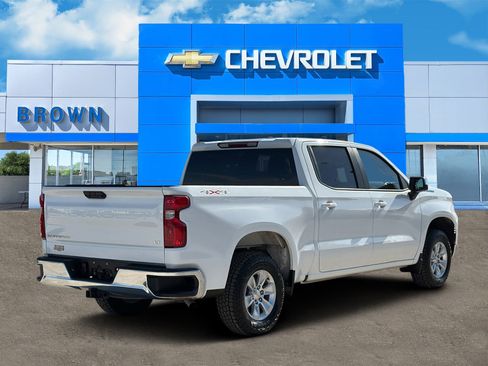 Used 2025 Chevrolet Silverado 1500 LT image 3