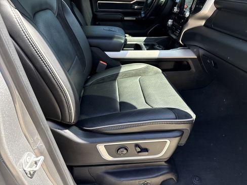 Used 2020 RAM 1500 Laramie image 14