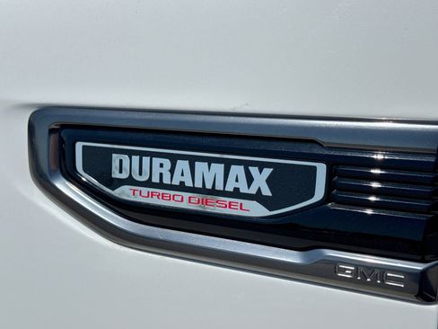 Used 2020 GMC Sierra 1500 AT4 w/ AT4 Premium Package AWD/4WD image 16
