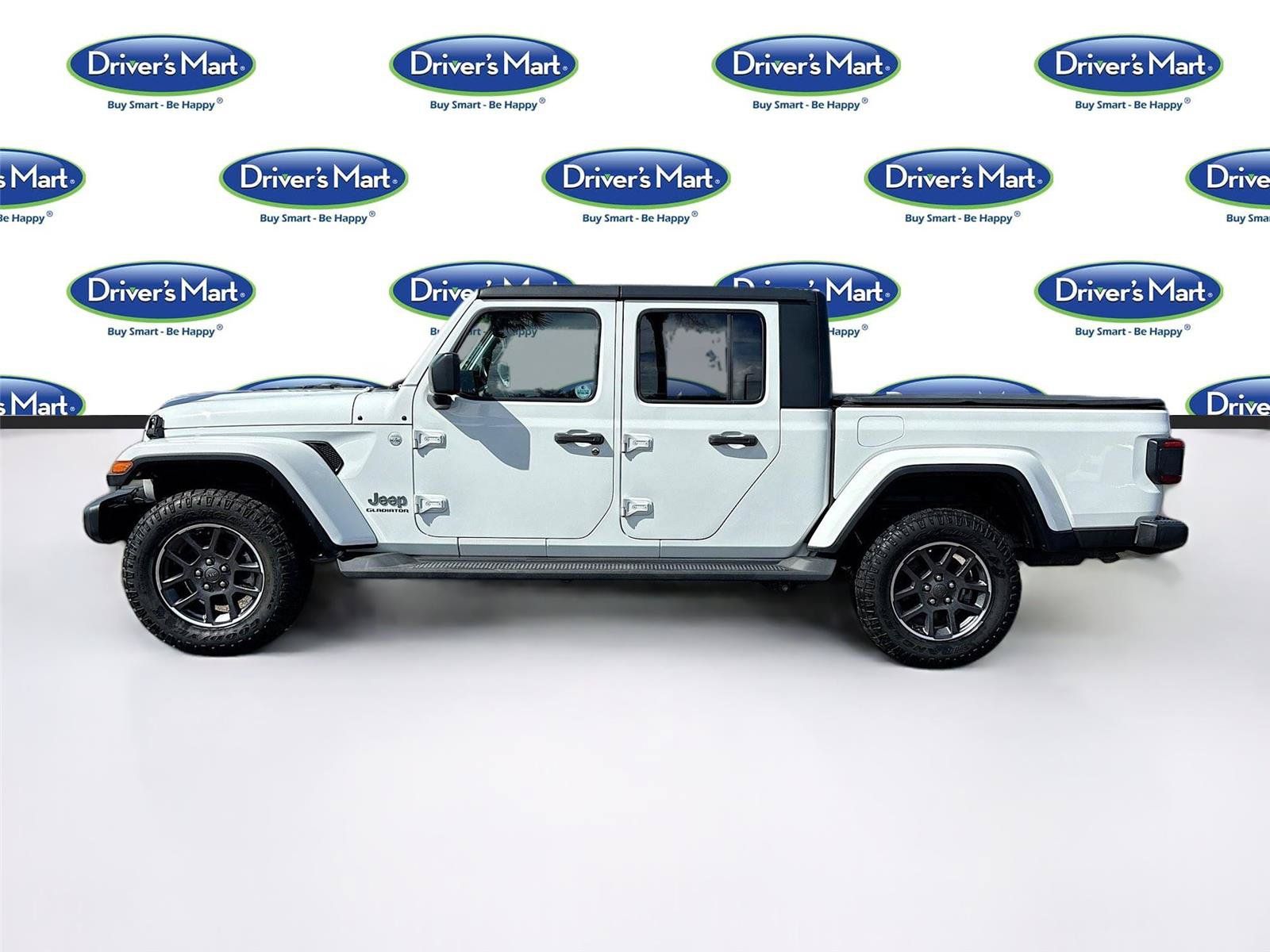Used 2020 Jeep Gladiator Overland AWD/4WD image 4