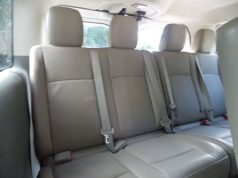 Used 2020 Nissan NV 3500 SL RWD image 18