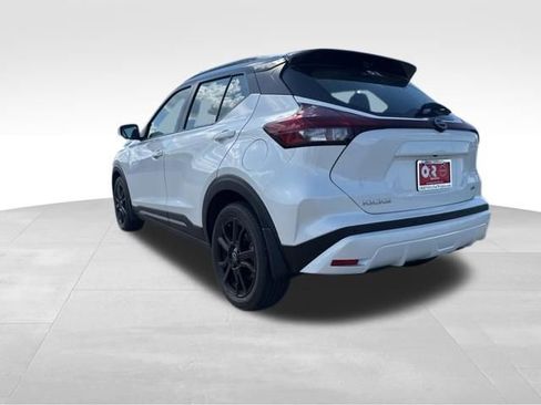 Used 2024 Nissan Kicks SR FWD image 6