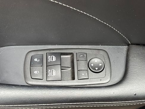 Used 2021 Dodge Challenger R/T Scat Pack w/ Shaker Package image 7