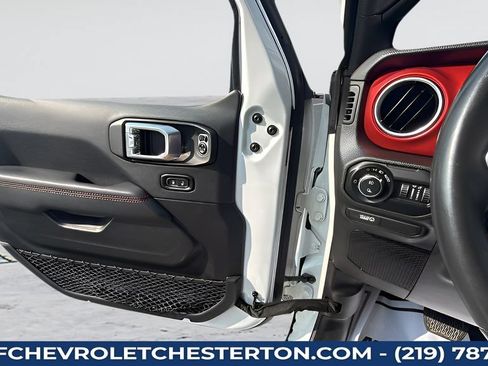 Used 2021 Jeep Gladiator Rubicon AWD/4WD image 26