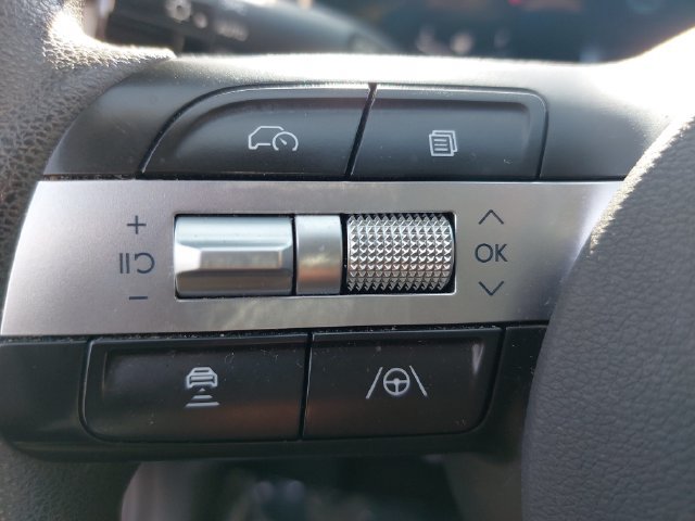 Used 2025 Hyundai Tucson SEL AWD/4WD image 17