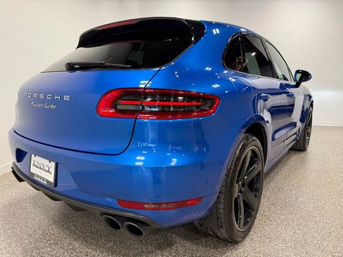 Used 2016 Porsche Macan Turbo image 31