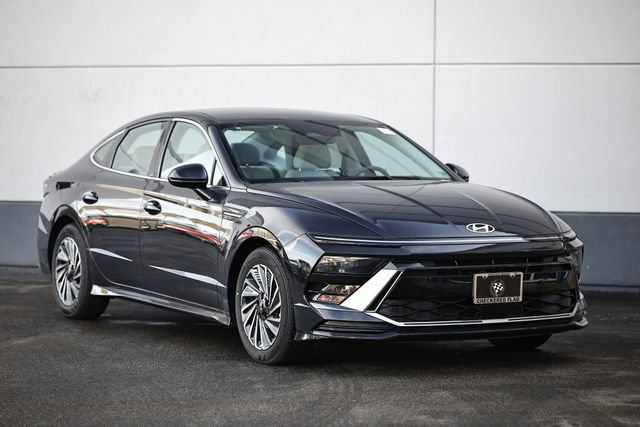 New 2026 Hyundai Sonata SEL FWD image 1
