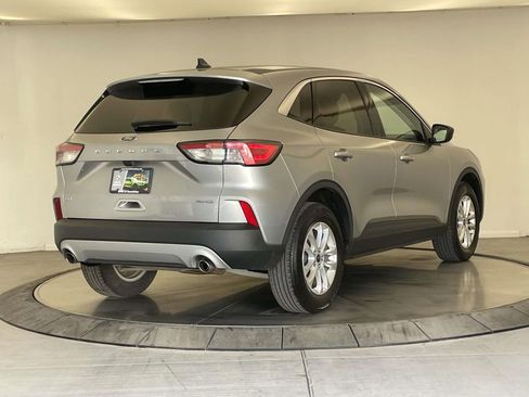 Used 2022 Ford Escape SE w/ Convenience Package AWD/4WD image 5