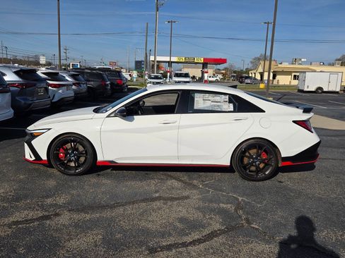 New 2026 Hyundai Elantra N FWD image 4