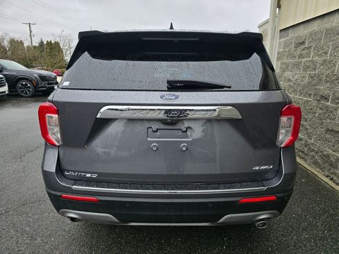 Used 2022 Ford Explorer Limited w/ Equipment Group 301A image 5