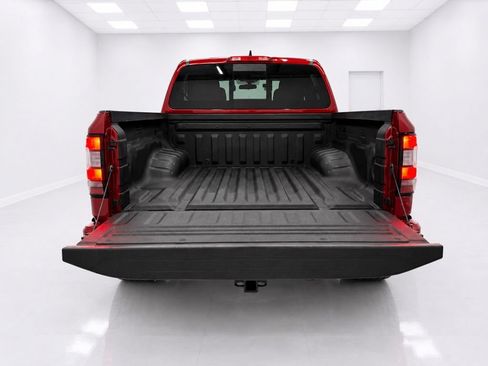 Used 2023 Nissan Frontier PRO-4X w/ Technology Package AWD/4WD image 9