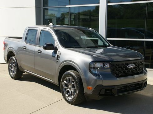 New 2025 Ford Maverick XLT w/ XLT Luxury Package image 7