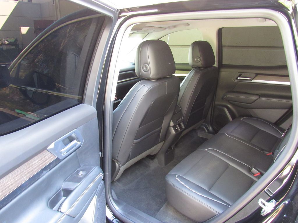 Used 2026 GMC Terrain Denali AWD/4WD image 15