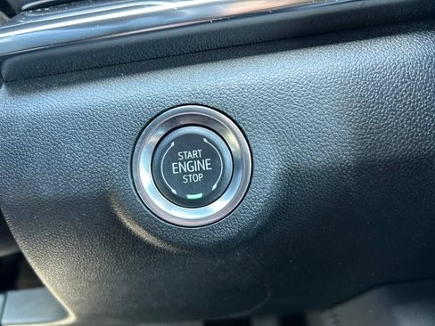 Used 2025 GMC Terrain Elevation w/ Elevation Premium Package AWD/4WD image 27