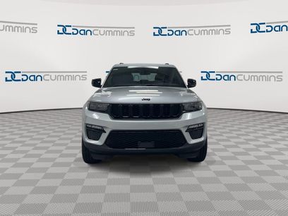 New 2025 Jeep Grand Cherokee Limited w/ Black Appearance Package