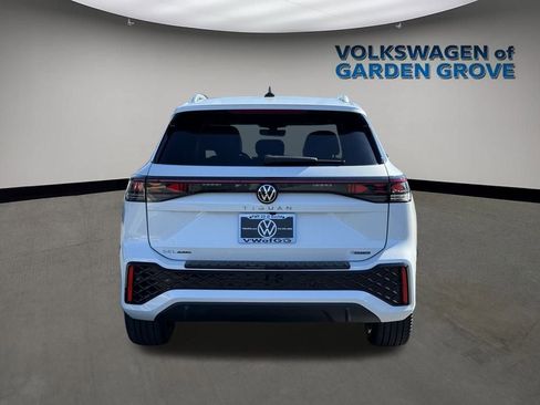 New 2026 Volkswagen Tiguan SEL R-Line image 6