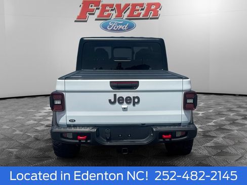 Used 2024 Jeep Gladiator Rubicon w/ Convenience Group AWD/4WD image 5