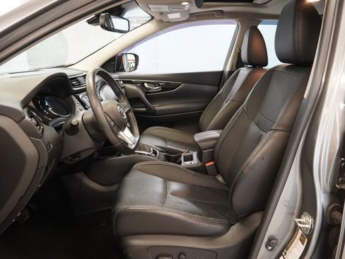 Used 2019 Nissan Rogue Sport SL w/ Premium Package AWD/4WD image 6