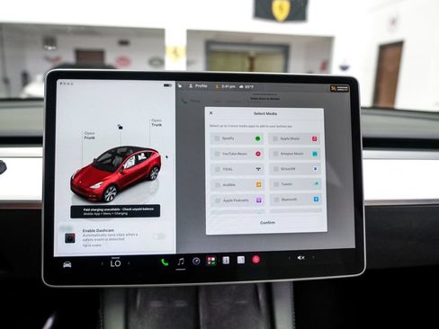 Used 2023 Tesla Model Y AWD image 26