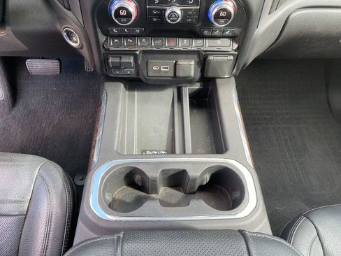 Used 2019 GMC Sierra 1500 Denali w/ Driver Alert Package II image 22