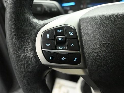 Certified 2023 Ford Explorer XLT w/ Equipment Group 202A image 19