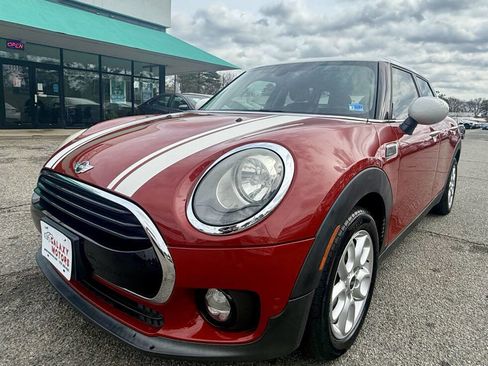 Used 2016 MINI Cooper Clubman image 1