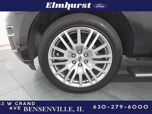 Used 2024 Ford Expedition Platinum image 29