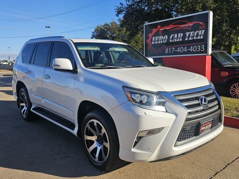 Used 2014 Lexus GX 460 w/ Premium Package AWD/4WD image 6