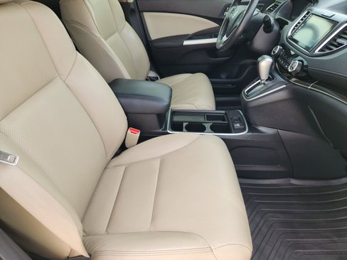 Used 2016 Honda CR-V Touring image 14