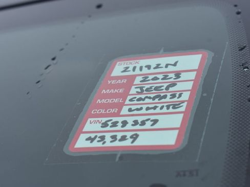 Used 2023 Jeep Compass Altitude w/ Sun and Sound Group image 41