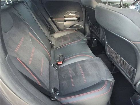 Used 2023 Mercedes-Benz GLA 250 4MATIC image 20
