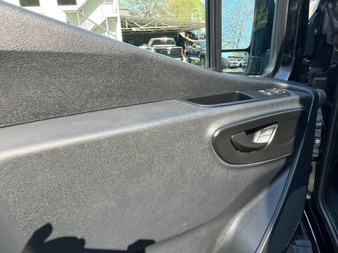 Used 2019 Mercedes-Benz Sprinter 2500 w/ Acoustic Package image 9