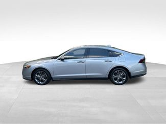 Used 2023 Honda Accord EX video 2