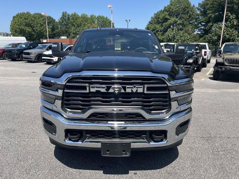 Used 2026 RAM 2500 Big Horn AWD/4WD image 3