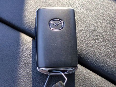 Used 2025 MAZDA CX-50 AWD 2.5 Hybrid w/ Premium Pkg image 29