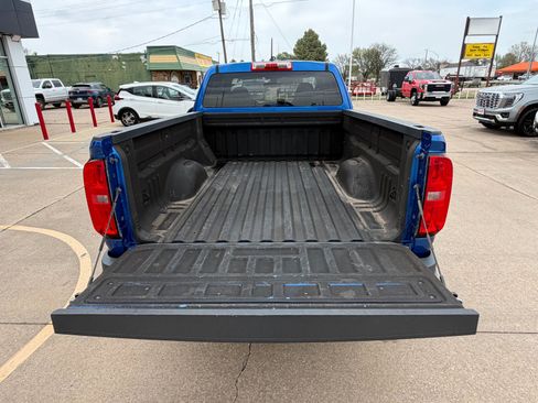 Used 2018 Chevrolet Colorado W/T w/ WT Convenience Package image 17
