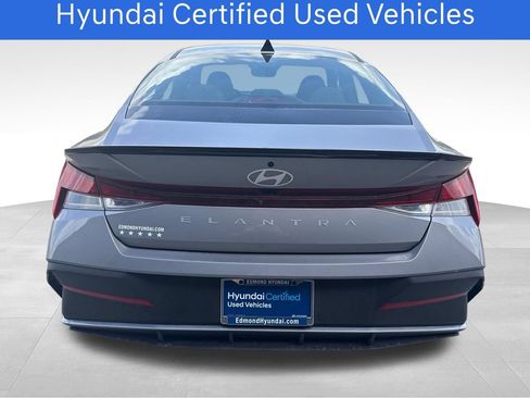 Certified 2025 Hyundai Elantra Sport FWD image 4