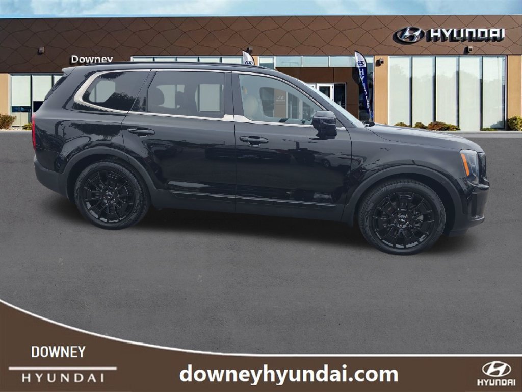 Used 2022 Kia Telluride SX w/ Nightfall Edition Package AWD/4WD image 6